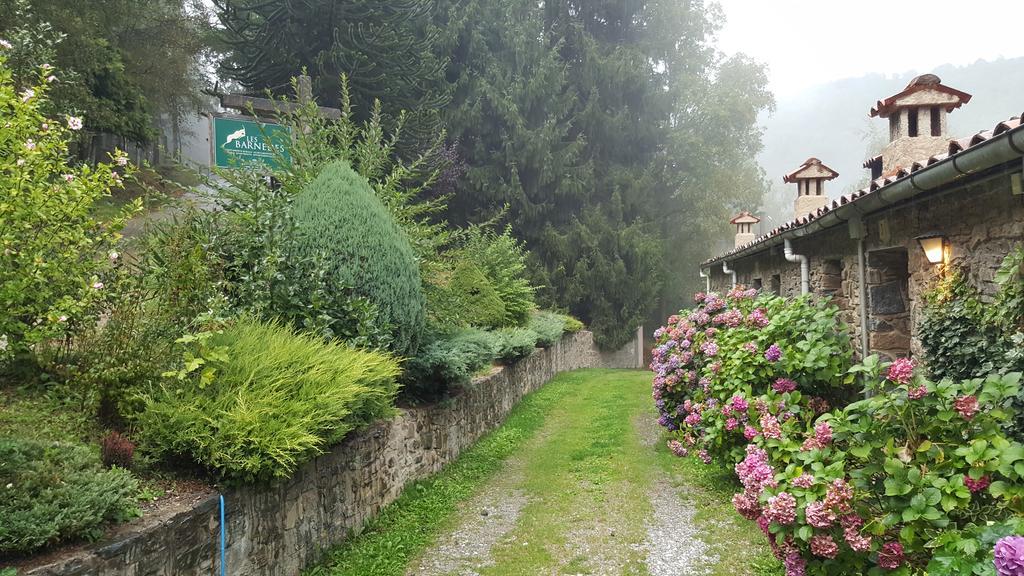 Apartamentos Rurales Les Barnedes Molló Buitenkant foto