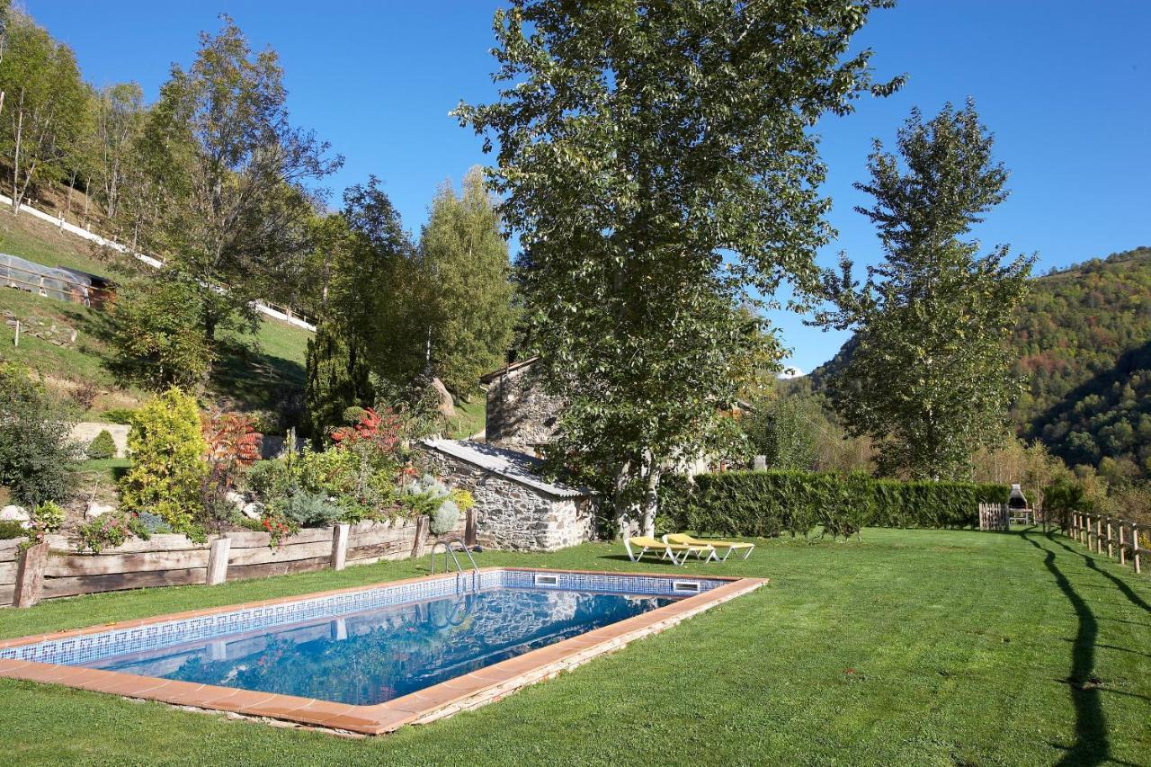 Apartamentos Rurales Les Barnedes Molló Buitenkant foto