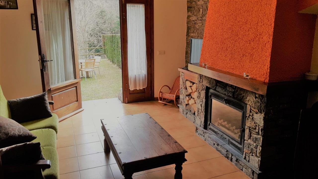 Apartamentos Rurales Les Barnedes Molló Buitenkant foto